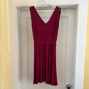 Elegant Burgundy Sleeveless Dress